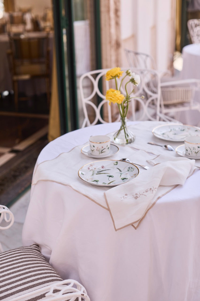 Individual/Servilleta Bordada · Puro Lino Lavado · Flor