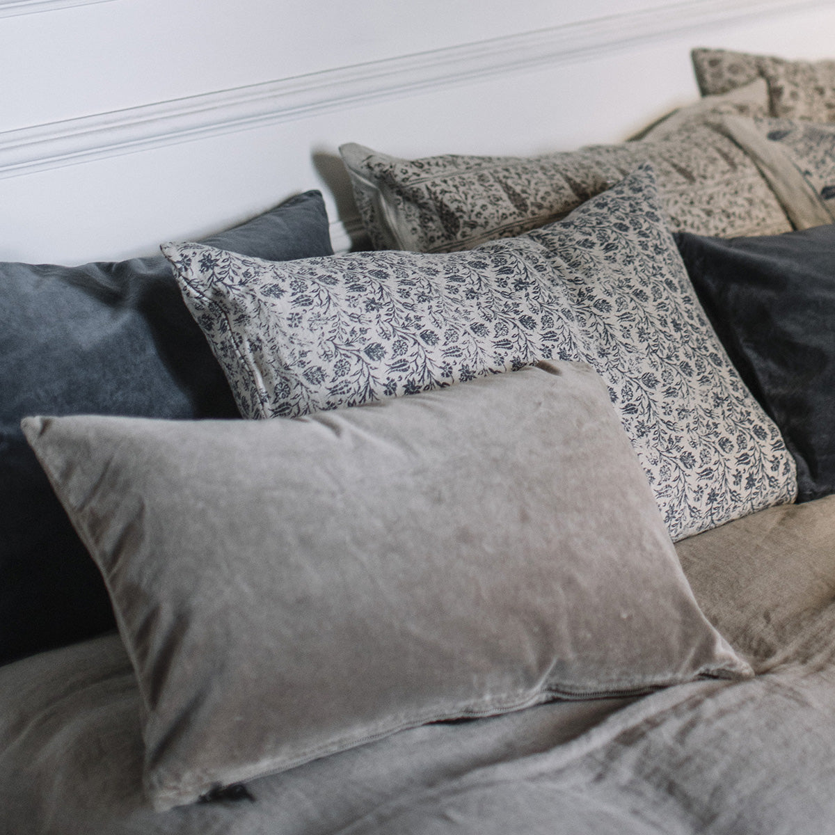 Funda De Cojín · Terciopelo Lavado · Taupe