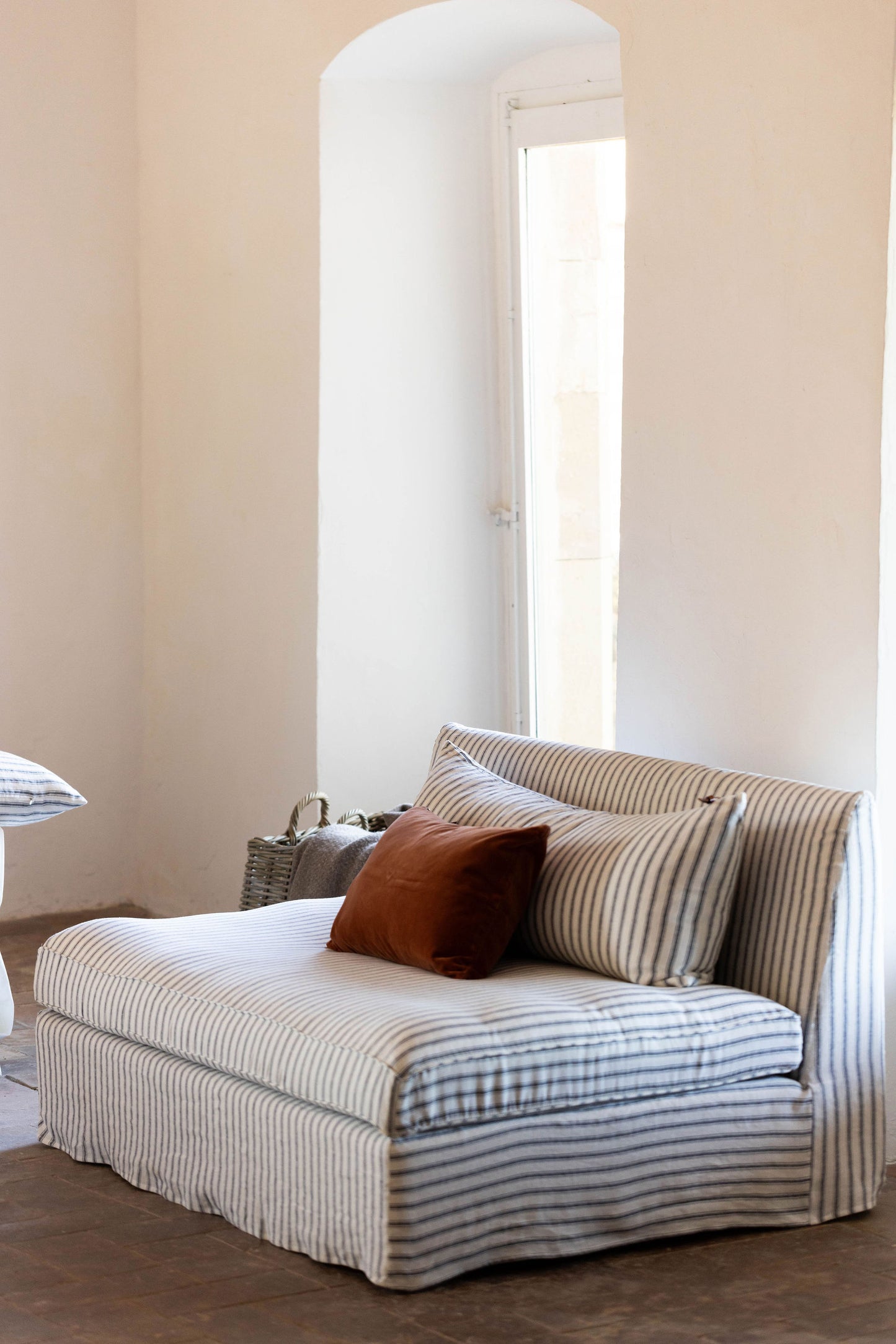 Sofá rayas · Puro Lino lavado · Roy