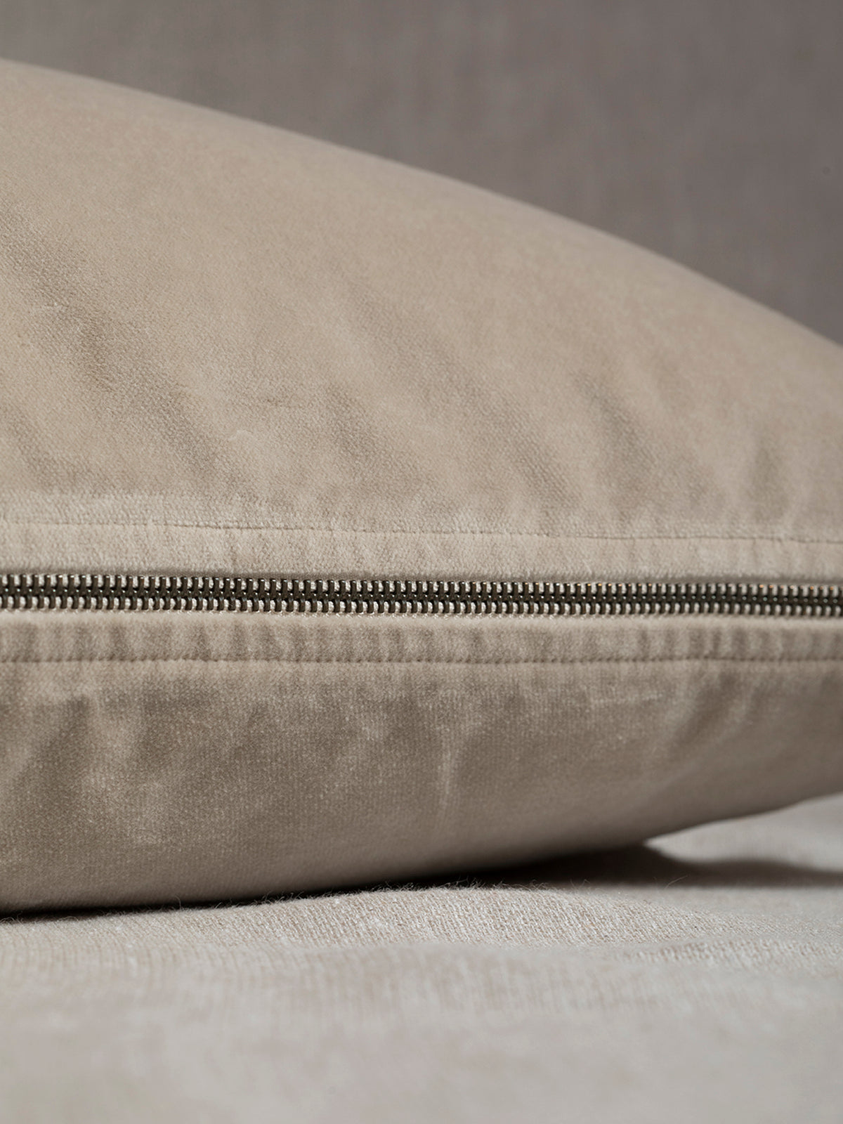 Funda De Cojín · Terciopelo Lavado · Beige