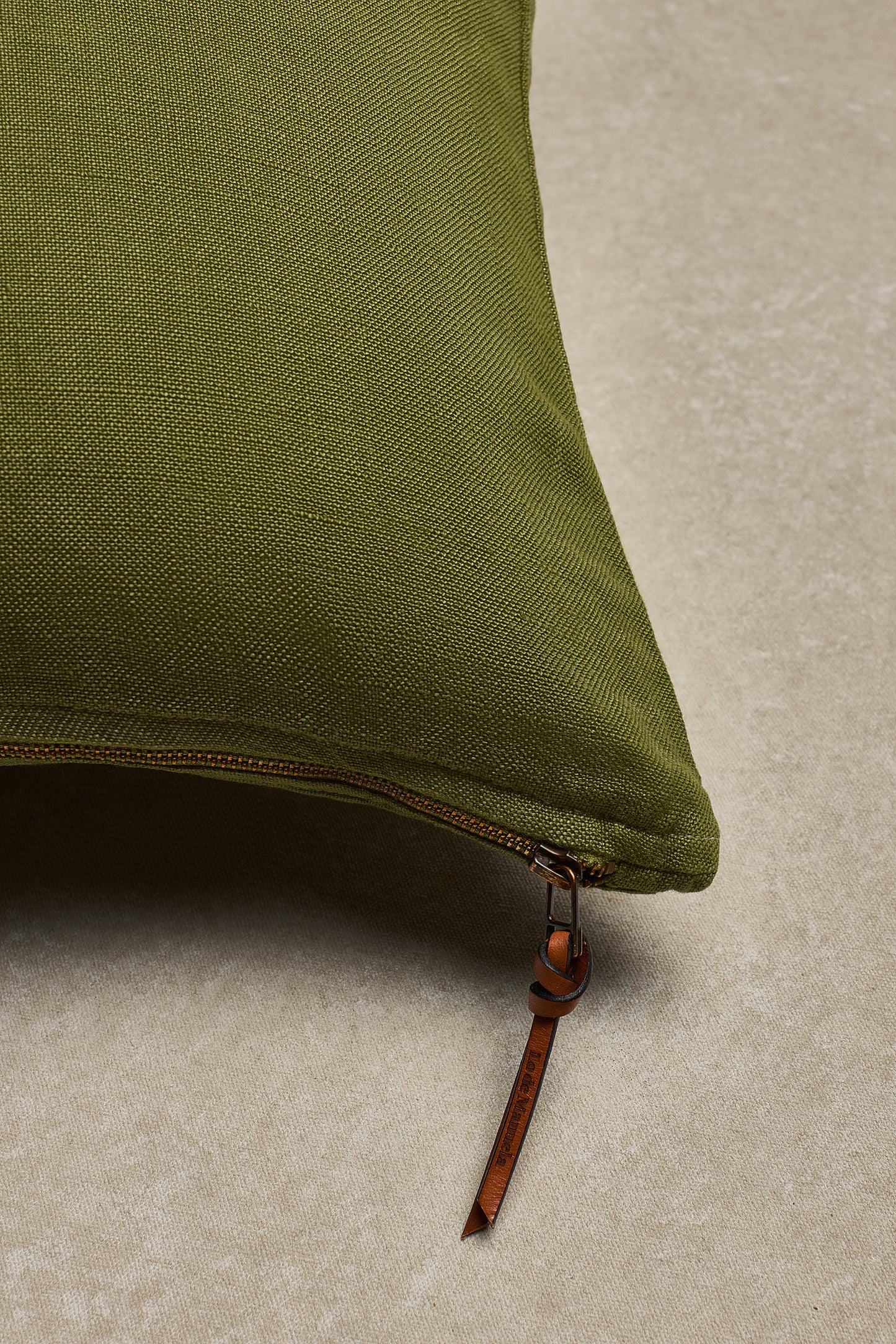 Funda De Cojín · Puro Lino Lavado · Verde Oliva