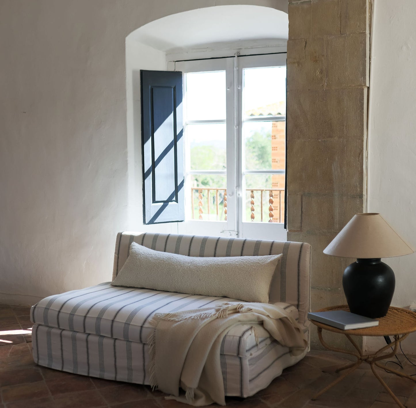 Sofá rayas · Puro Lino lavado · Lucian