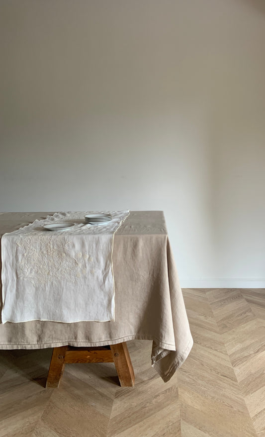 Embroidered Path - Lavandula Design - Ivory/Ivory Base