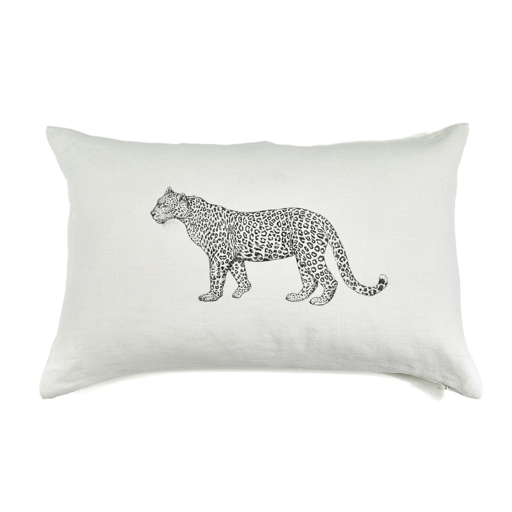 Coussin en pur lin lavé blanc ivoire avec imprimé léopard Lo de Manuela