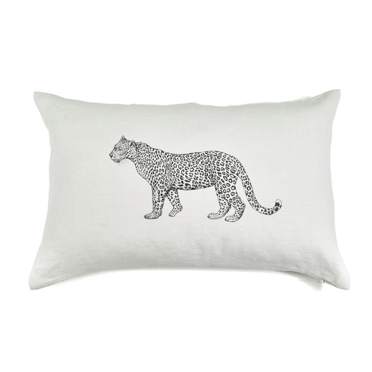 Coussin en pur lin lavé blanc ivoire avec imprimé léopard Lo de Manuela