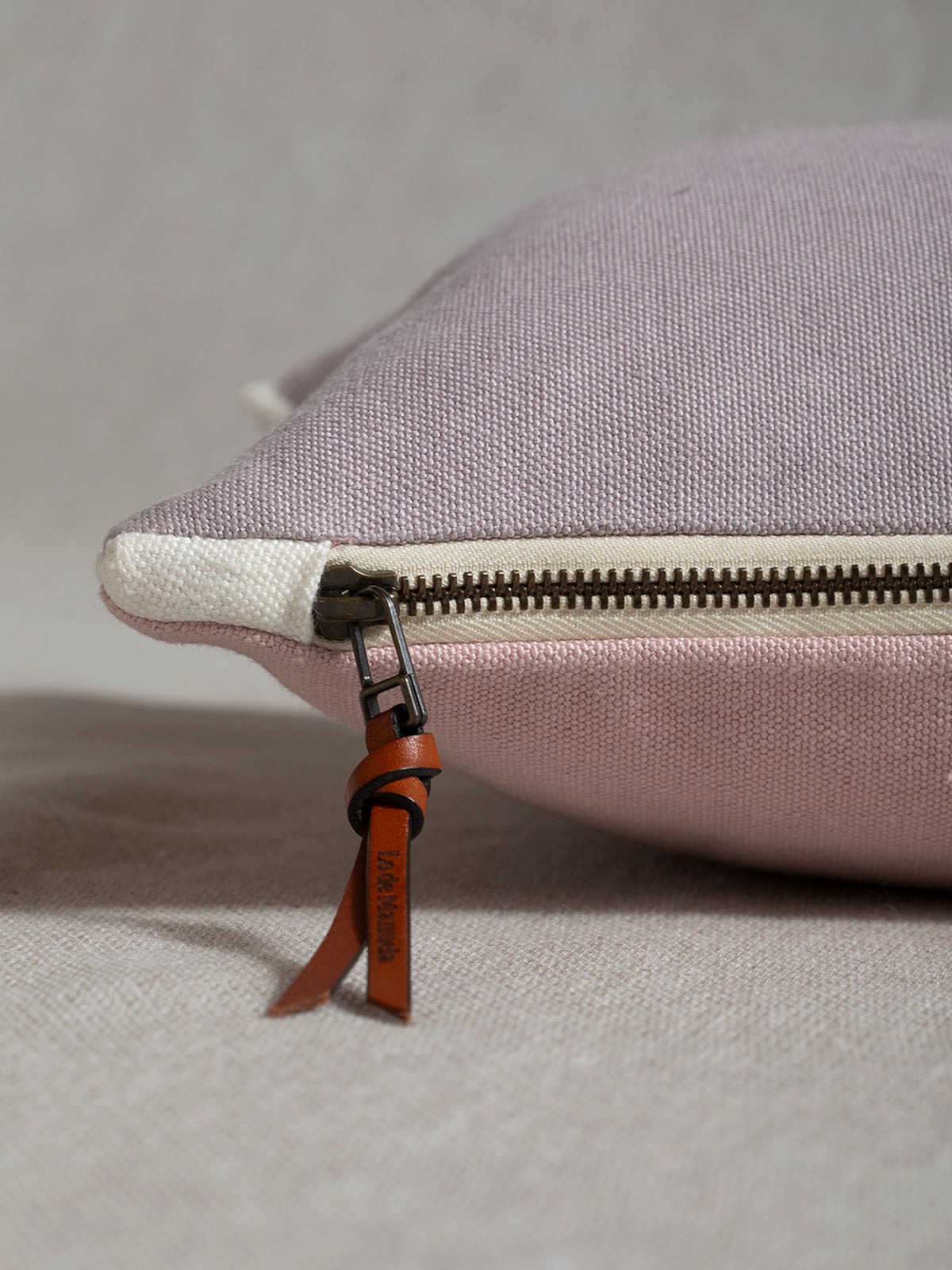 Funda De Cojín · Puro Lino Lavado · Diseño Perry