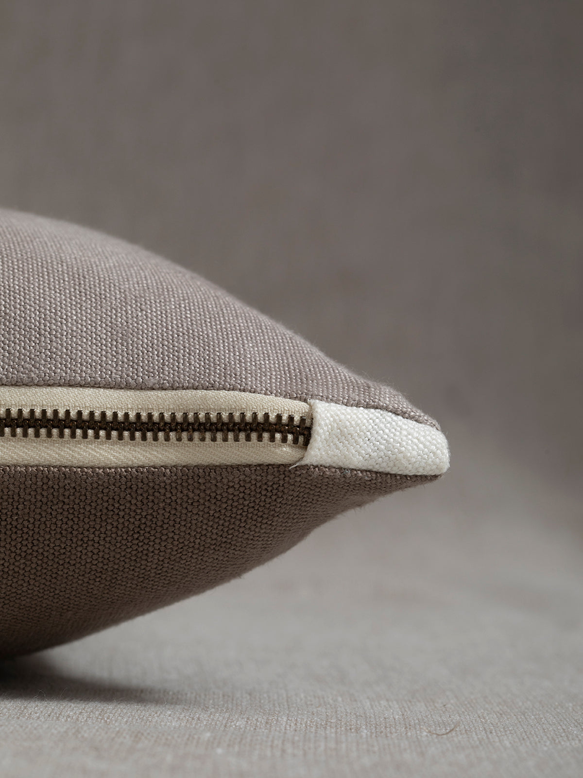Funda De Cojín · Puro Lino Lavado · Diseño Perry