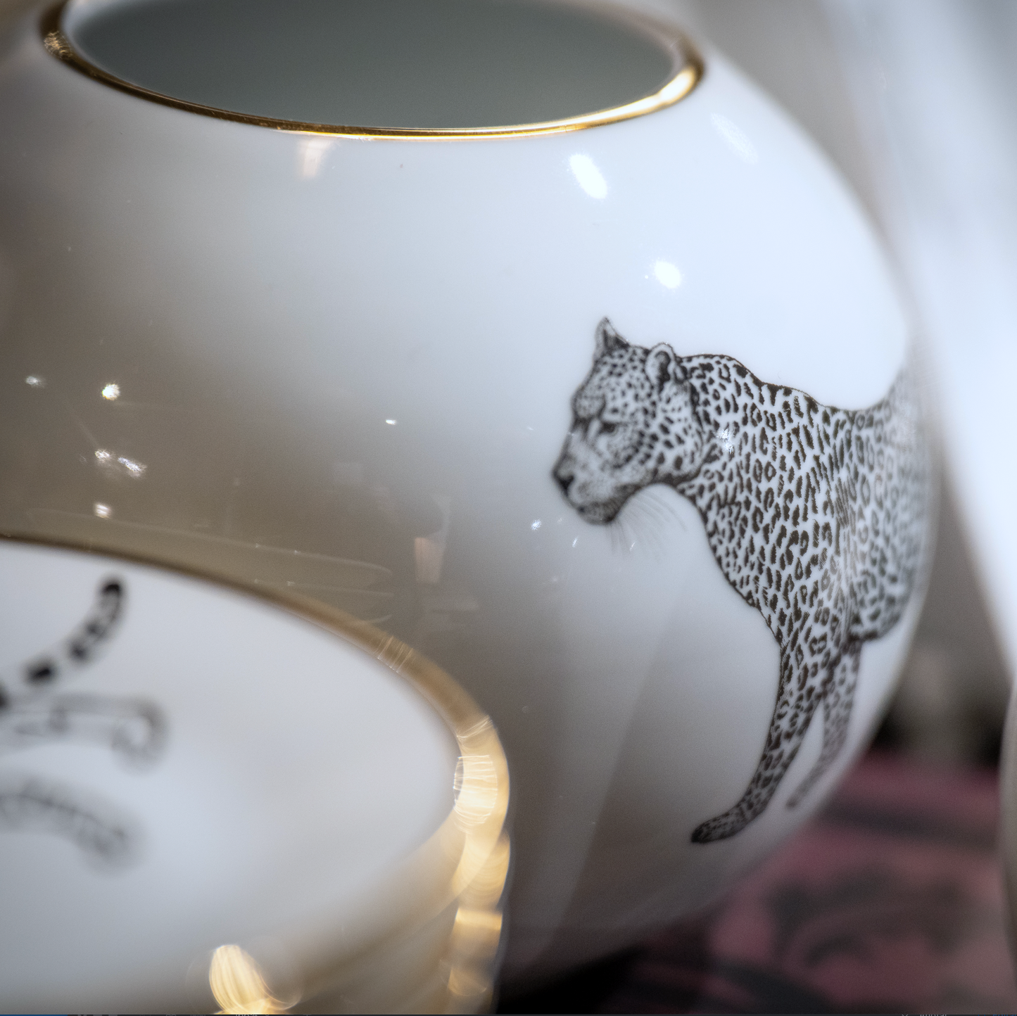 Jarrón pequeño · Porcelana de Limoges · Diseño leopardo