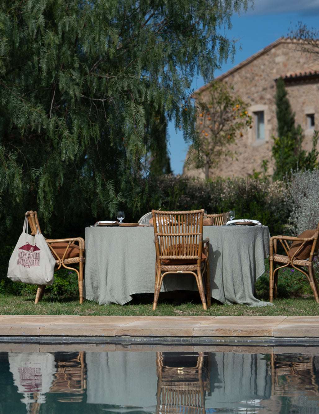 Bolsa · Puro Lino Lavado · Casa de Lo de Manuela · Color beige /bordado burdeos
