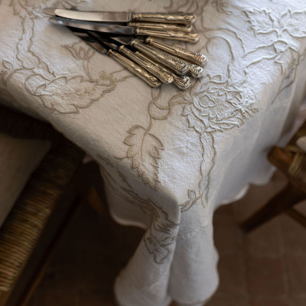 Mantel Bordado · Puro Lino lavado · Diseño Paisley · Color Blanco