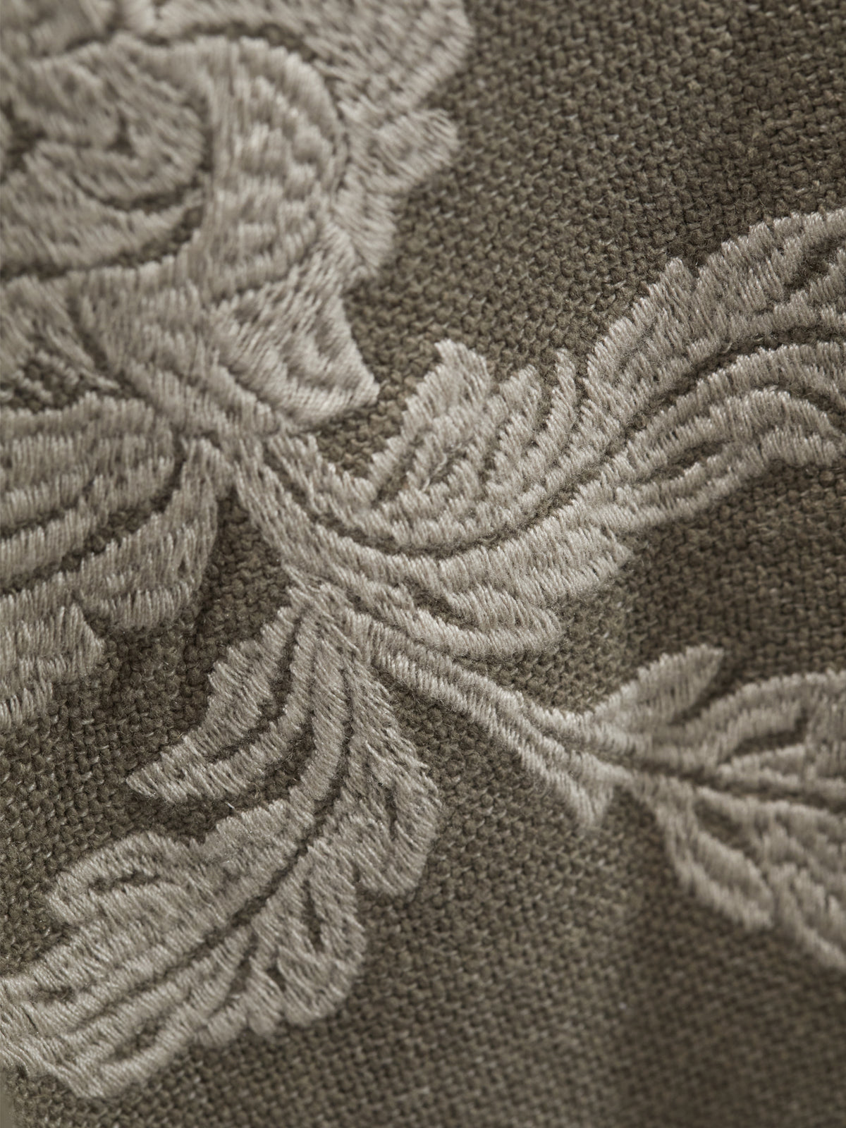 Plaid Bordado · Puro Lino Lavado · Dominique · base Taupe/Beige