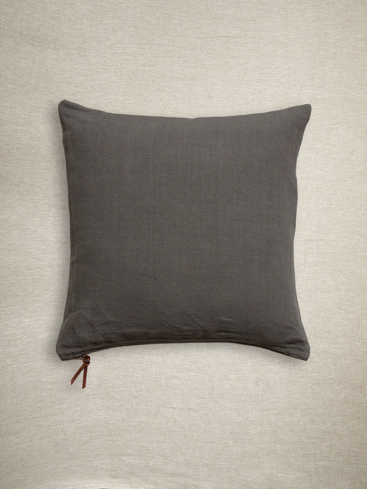 Funda De Cojín · Puro Lino Lavado · Gris Plomo