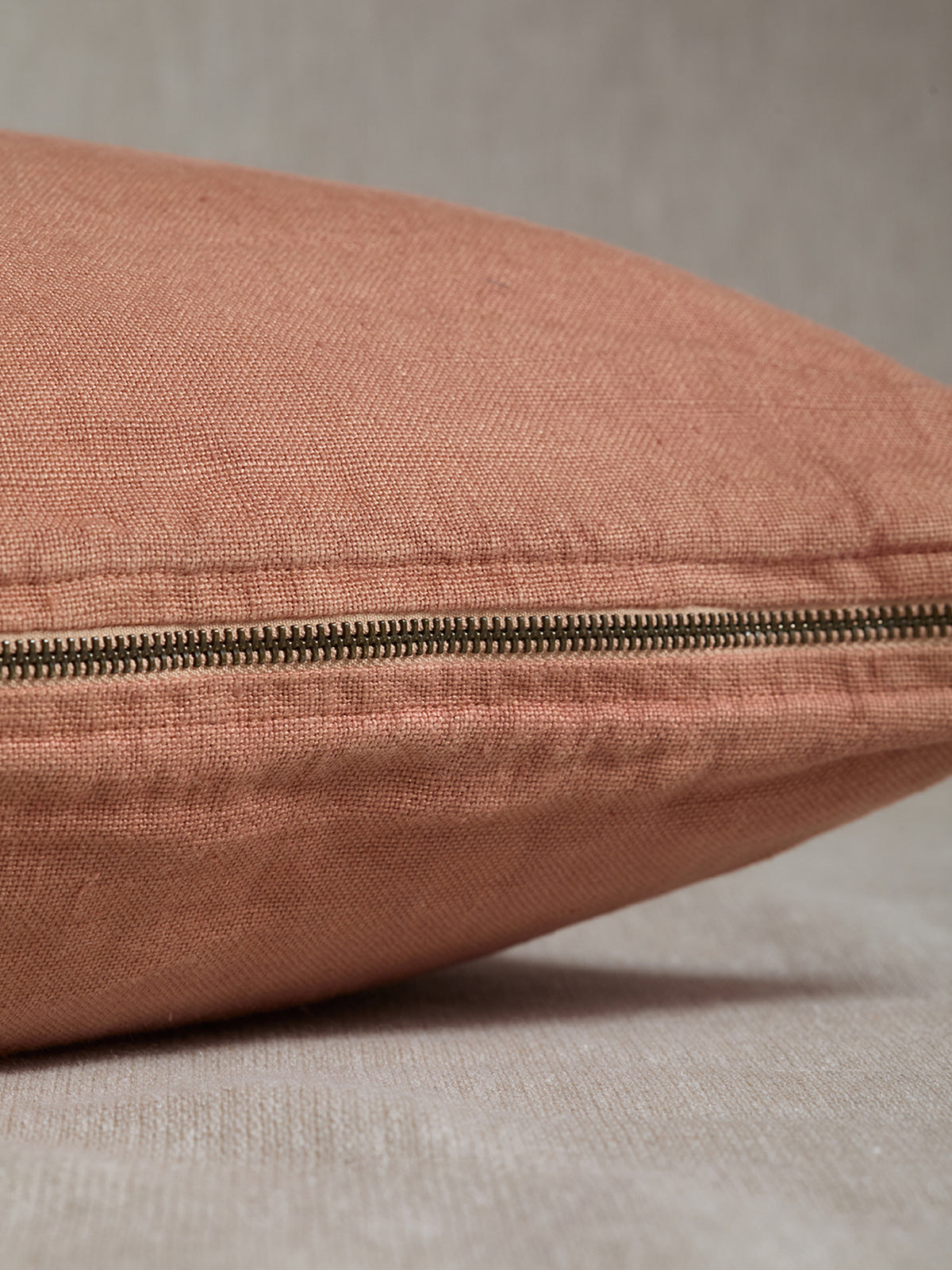 Funda De Cojín · Puro Lino Lavado · Terracota