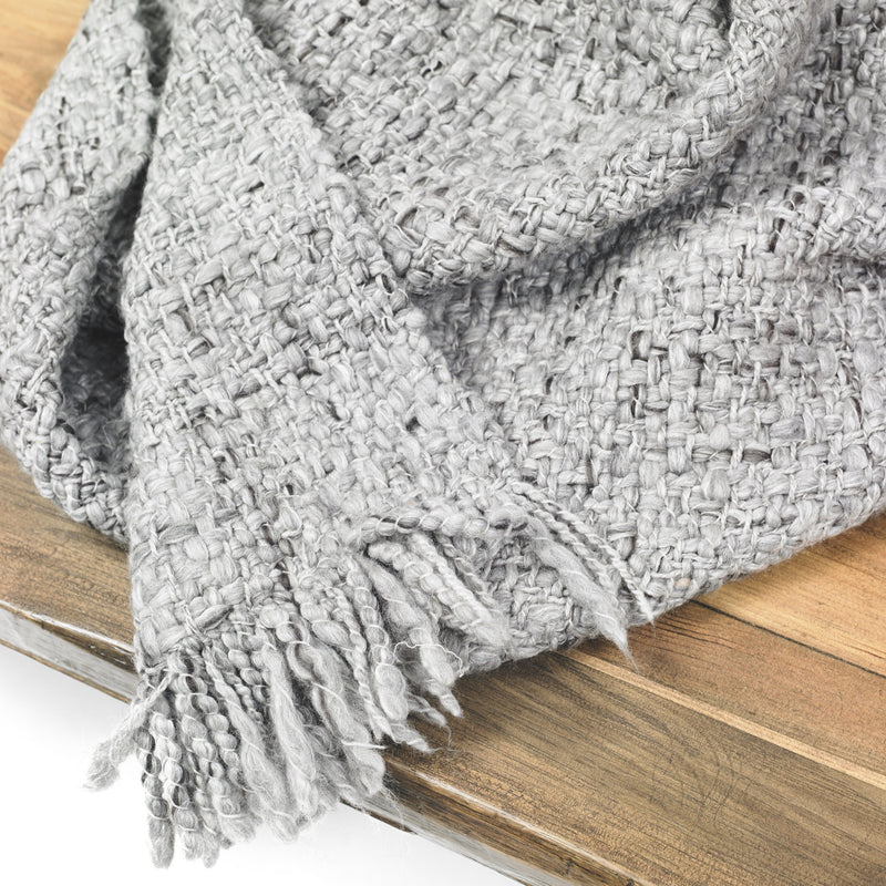 manta de lana hecha a mano color gris 