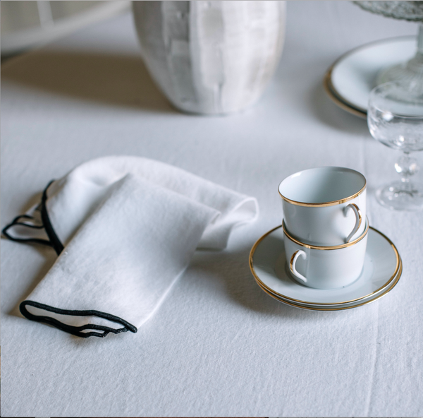 Taza  de té · Porcelana de Limoges  blanco· Borde oro